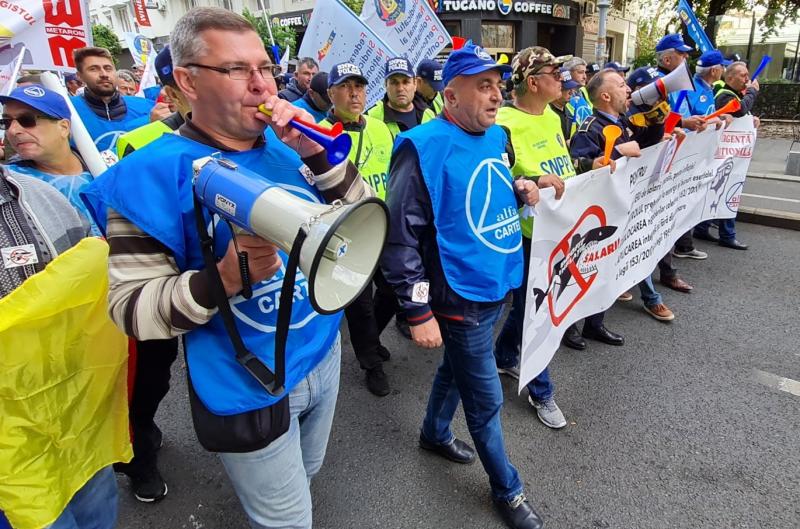 A szakszervezetek nagyszabású demonstrációt szerveznek.