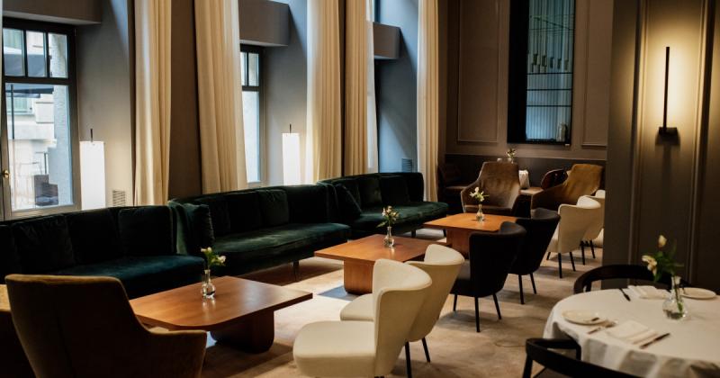 Nyári ízek újraértelmezve – felfedezhetjük a Kozmo Hotel friss, szezonális étlapjának különlegességeit!