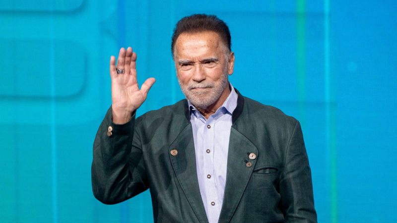 Arnold Schwarzenegger hatalmasat esett, és most igazi kihívás előtt áll, hogy újból talpra álljon.