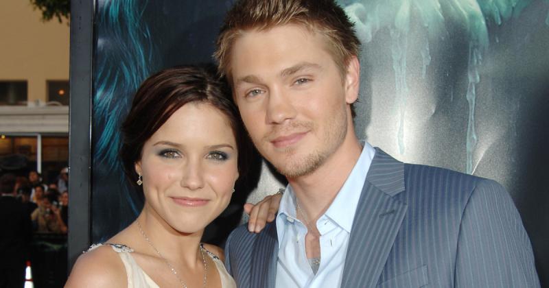 Egy különleges történet bontakozik ki: hét leszbikus nő, akik eddigi életük során a női kapcsolatokban találták meg a boldogságukat, most váratlan döntést hoztak. Mindannyian férfihoz mentek feleségül, de nem a hagyományos értelemben. Számukra ez a lépés