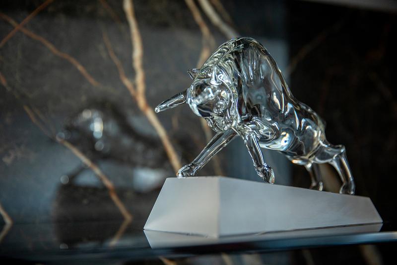 Új mérföldkő a tőzsdén: mostantól ők is helyet kapnak a portfólióban!