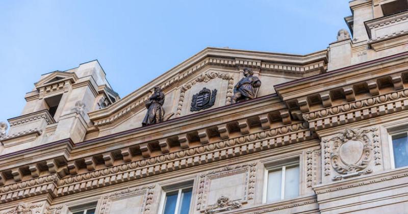 Feltárult, hova vezethet az MNB műkincseinek sorsa.