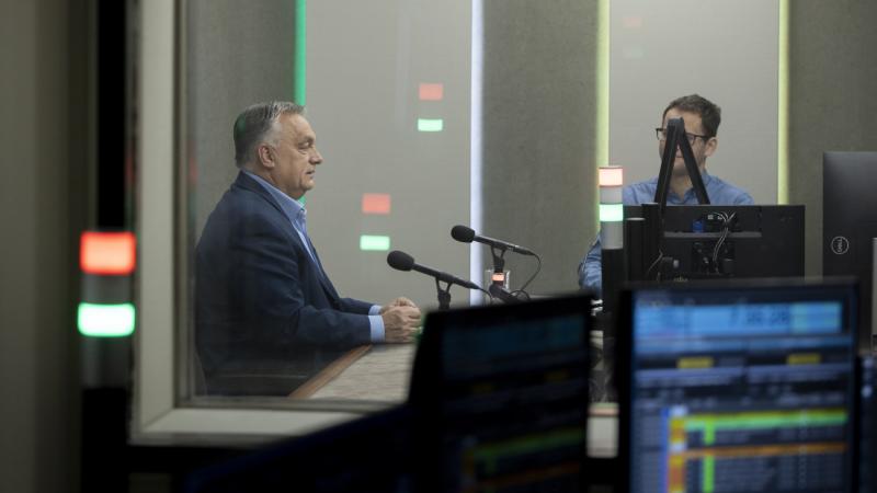 Orbán Viktor péntek reggel: Budapesten kerül sor Trump és Putyin elnök urak találkozójára, azon a különleges helyszínen, ahol ezt a két vezetőt fogadni tudják.