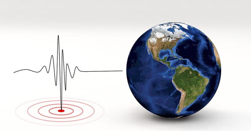 Hajnali földmozgás: Dél-alföldi lakosok utórengésekre készülnek.